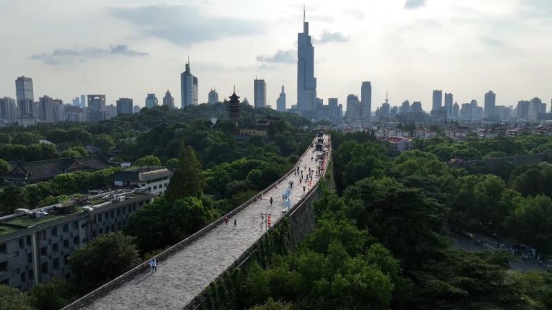 奋进强国路 阔步新征程｜向上的中国·在南京城墙博物馆感受文旅热潮