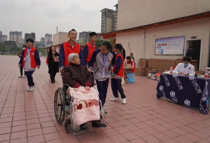 da50f56237029de5ce5f4a8c51f67c2.png da50f56237029de5ce5f4a8c51f67c2.png