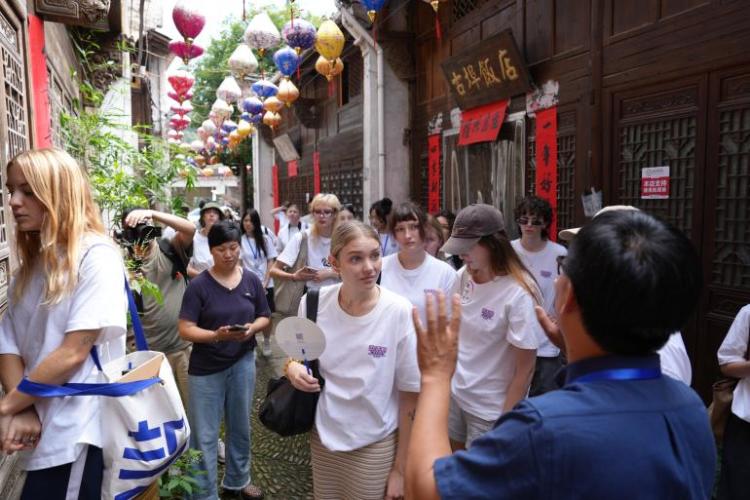 浙师大中外学子走进金华武义 共探中华民间文化智慧与温情