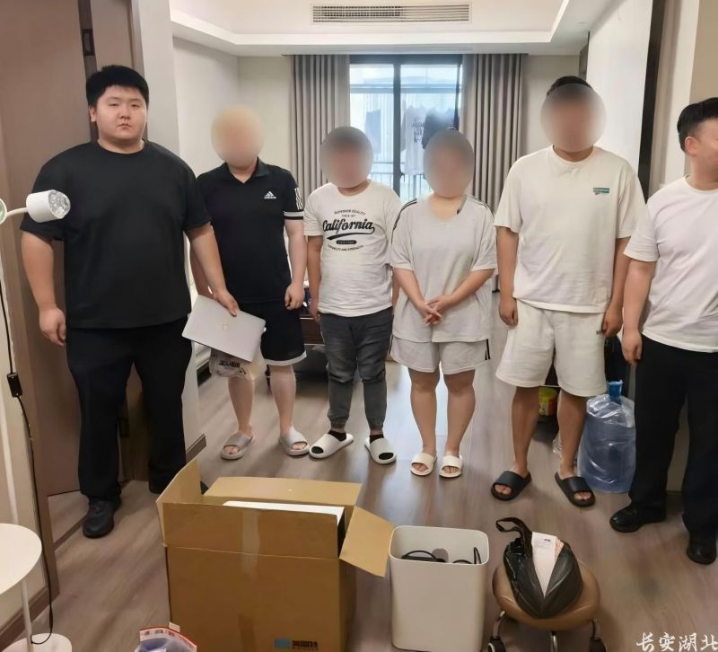 洪山区分局-查获100余张假彩票1.png